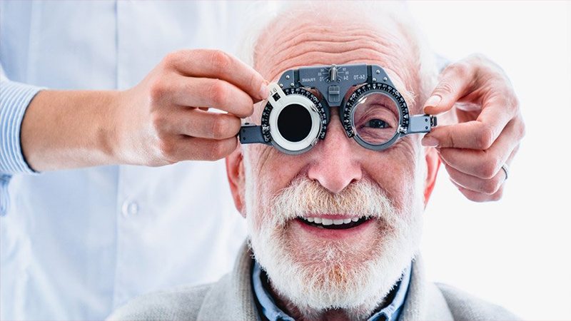 بینایی سنجی در شیراز | معرفی معتبرترین مراکز و کلینیک ها 10 بینایی سنجی در شیراز ؛ با بالا رفتن سن مشکلات بینایی بیشتر می شوند